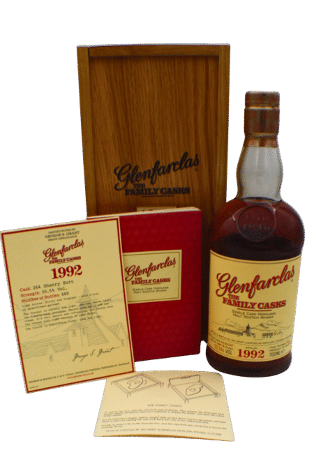 Glenfarclas The Family Casks Distilled 1992 Single Malt Scotch Whisky 700 ML