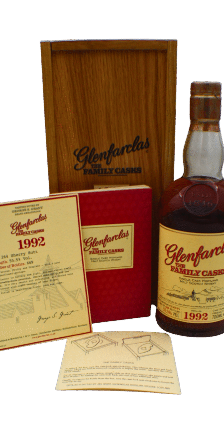 Glenfarclas The Family Casks Distilled 1992 Single Malt Scotch Whisky 700 ML